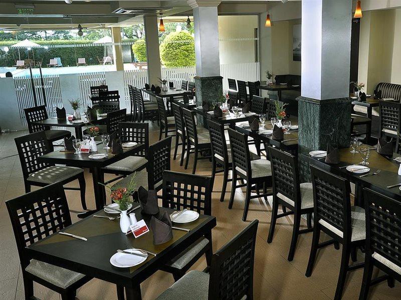 Ramada Katunayaka Εξωτερικό φωτογραφία
