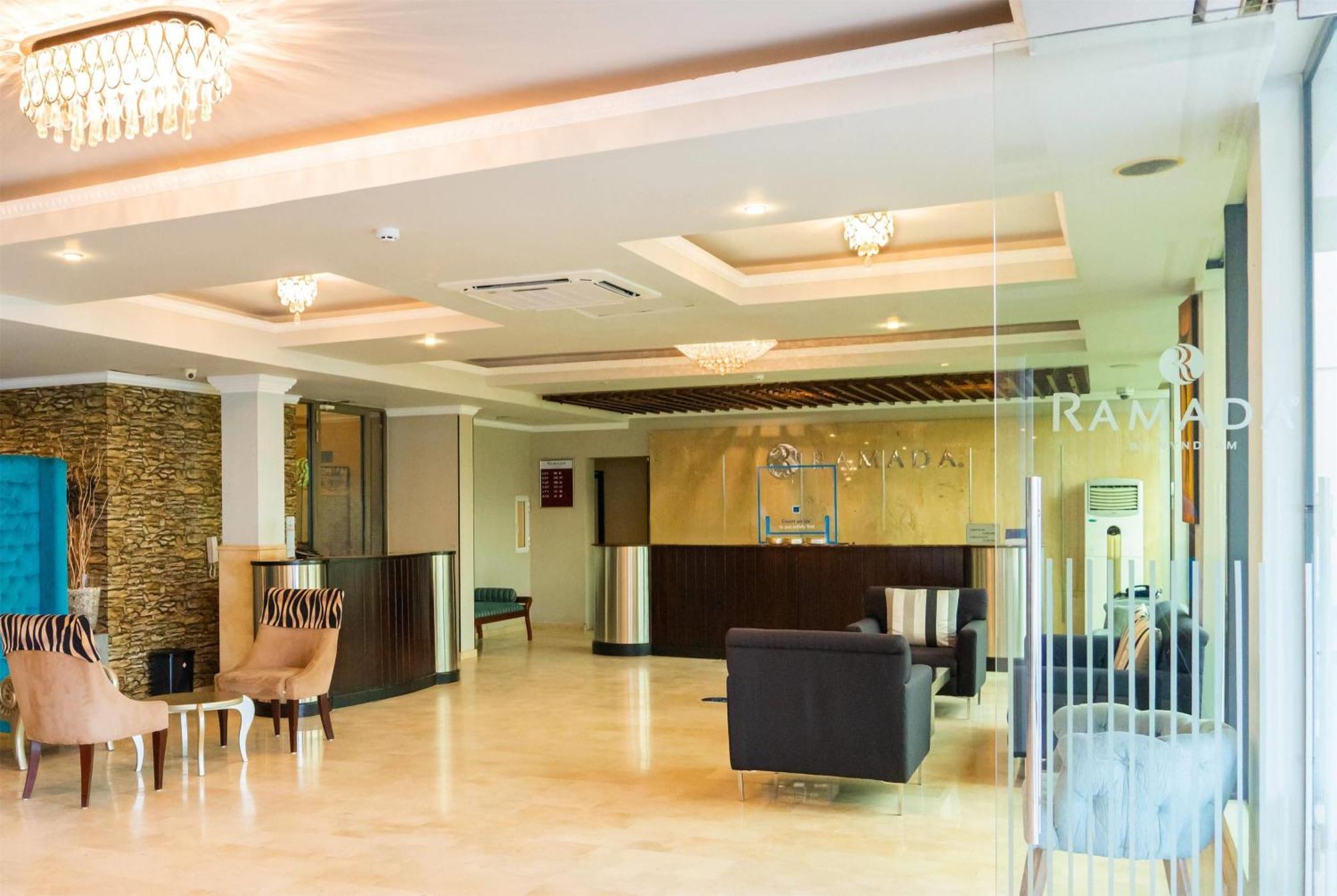 Ramada Katunayaka Εξωτερικό φωτογραφία